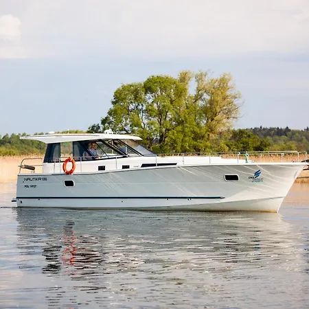 Bådhotel Jacht Motorowy Nautika 1300 Vip