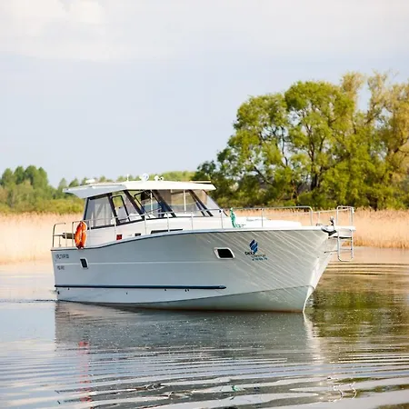 Jacht Motorowy Nautika 1300 Vip * Wilkasy (Gizycko)